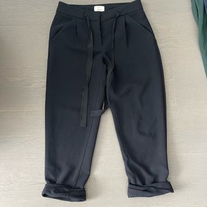 Aritzia Wilfred cropped trouser, black, women’s 00, worn like new